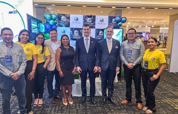 Mundo Sano Multiplagas participó en los 137 años de la Cámara de Comercio de Guayaquil